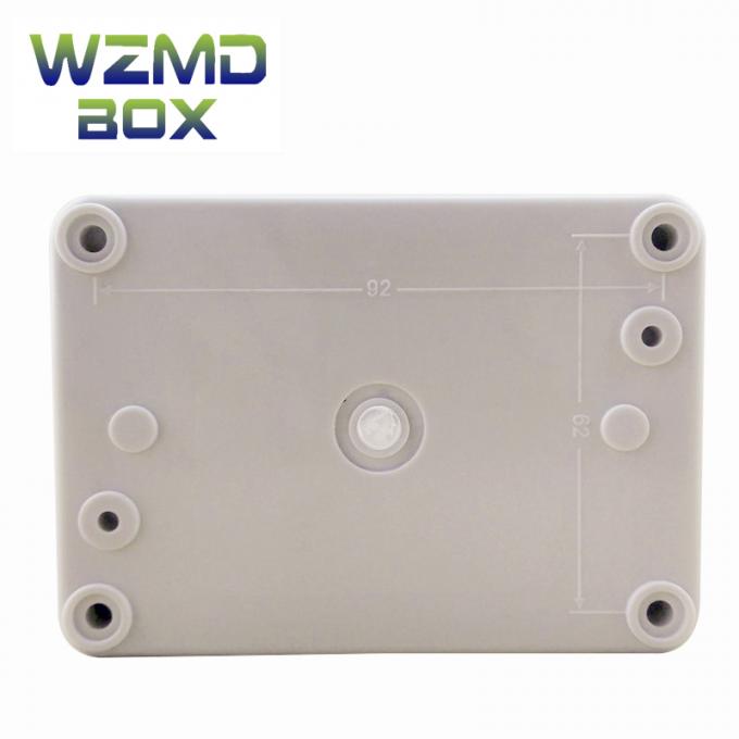 Small ABS 60 Amp Junction Box Clear Plastic Electronic Enclosures Carton Package